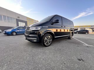 2021 Volkswagen Caravelle T6 Рестайлинг, чёрный, 5700000 рублей, вид 1