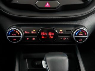 2020 Kia Soul III, серый, 2000000 рублей, вид 3