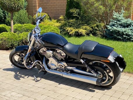 2014 Harley-Davidson V-Rod Muscle, чёрный, 2100000 рублей, вид 2