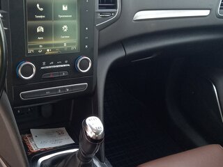 2017 Renault Megane IV, чёрный, 1400000 рублей, вид 5