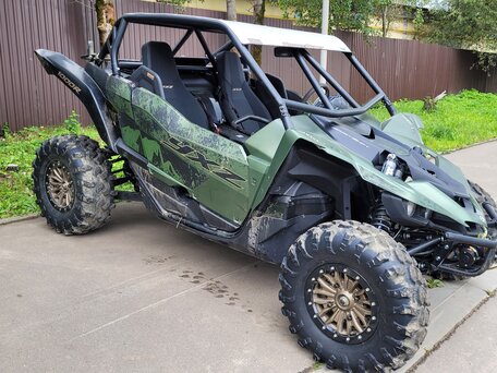 2021 Yamaha YXZ 1000R, серый, 2200000 рублей, вид 4