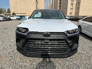 2023 Toyota Grand Highlander, чёрный, 7800000 рублей, вид 1