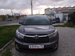 2014 Toyota Highlander III (XU50), серый, 3500000 рублей, вид 1