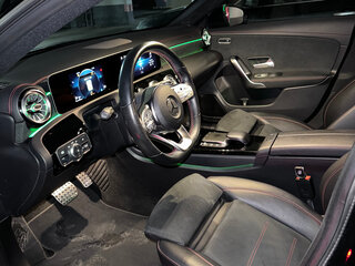 2020 Mercedes-Benz CLA 200 II (C118, X118), чёрный, 3490000 рублей, вид 4