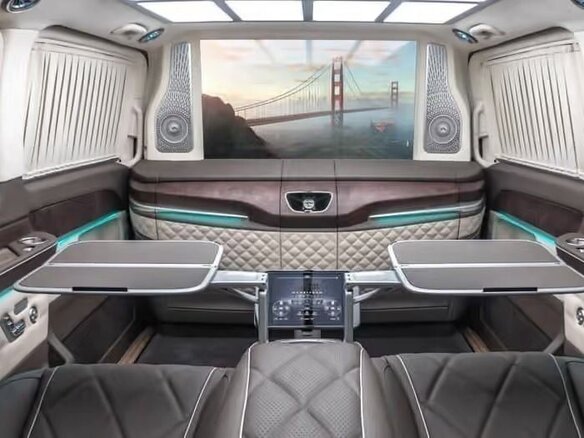 2024 Mercedes-Benz V-Класс Long 300 d длинный III (W447) Рестайлинг 2, чёрный, 29000000 рублей - вид 3