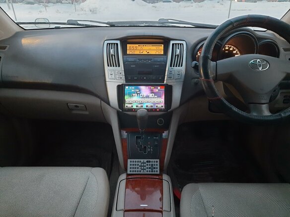 2004 Toyota Harrier II (XU30), белый, 1650000 рублей