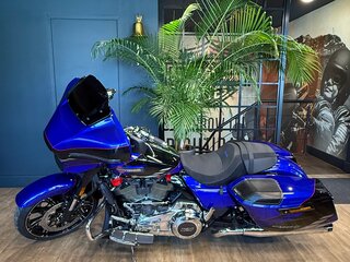 2026 Harley-Davidson CVO Street Glide, синий, 5850000 рублей, вид 2