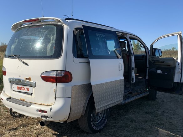 2002 Hyundai Starex I Рестайлинг, белый - вид 7