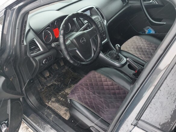 2012 Opel Astra J Рестайлинг, серый, 1350000 рублей - вид 5