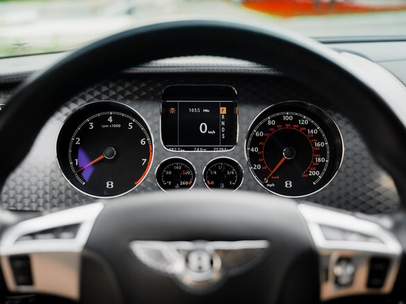 2009 Bentley Continental GT Speed I, красный, 4450000 рублей - вид 22