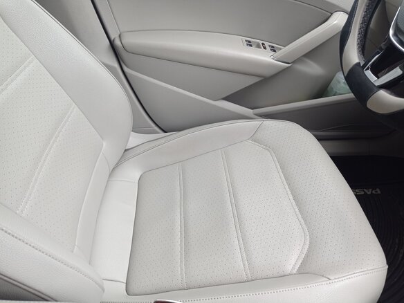 2018 Volkswagen Passat (North America and China) I Рестайлинг, серебристый, 1950000 рублей - вид 6