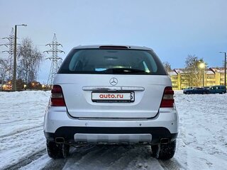 2006 Mercedes-Benz M-Класс 350 II (W164), серебристый, 1100000 рублей, вид 5