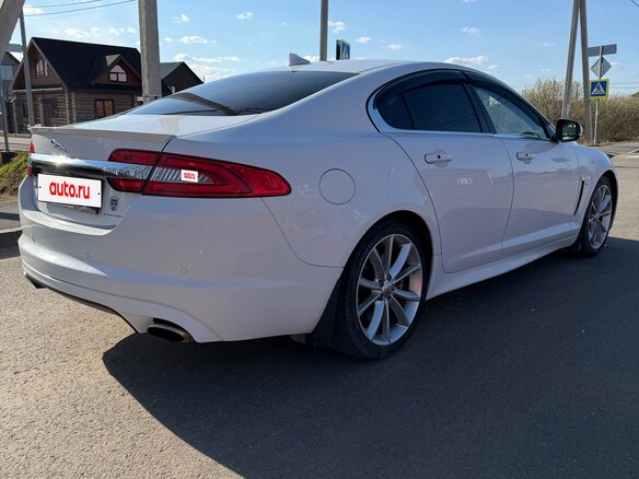 2012 Jaguar XF I Рестайлинг, белый - вид 3
