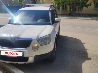 2011 Skoda Yeti I, белый, 550000 рублей, вид 3