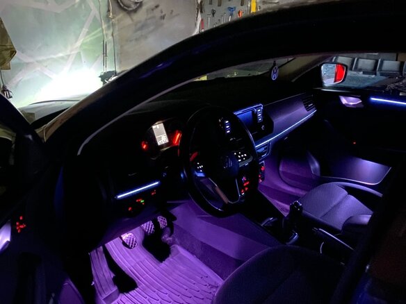 2020 Volkswagen Polo VI, синий, 1800000 рублей - вид 23