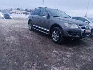 2008 Volkswagen Touareg I Рестайлинг, серый, 1350000 рублей, вид 1