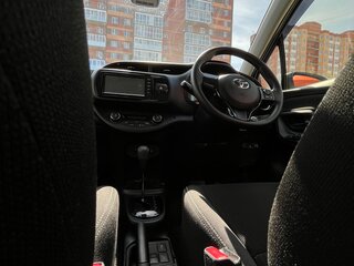 2019 Toyota Vitz III (XP130) Рестайлинг 2, серый, 1250000 рублей, вид 3