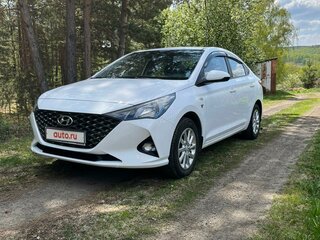 2021 Hyundai Solaris II Рестайлинг, белый, 1550000 рублей, вид 3