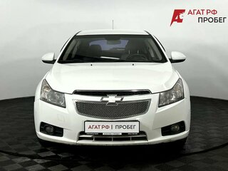 2012 Chevrolet Cruze I, белый, 680000 рублей, вид 3