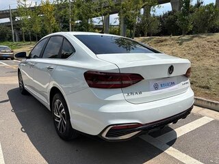 2023 Volkswagen Lavida III Рестайлинг, белый, 1292000 рублей, вид 4