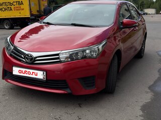 2013 Toyota Corolla XI (E160, E170, E180), красный, 1350000 рублей, вид 2