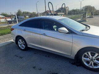 2012 Hyundai Sonata VI (YF), серебристый, 1300000 рублей, вид 5