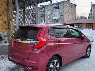2018 Honda Fit III Рестайлинг, красный, 1535000 рублей, вид 2