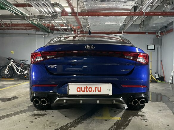 2020 Kia K5 III, синий, 3300000 рублей - вид 4