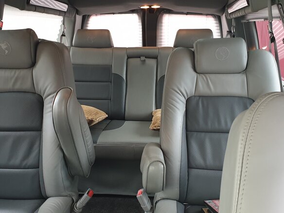 2010 GMC Savana I Рестайлинг, белый, 6000000 рублей - вид 4