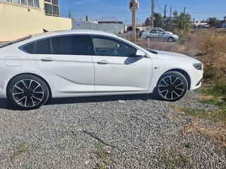 2020 Opel Insignia II, белый, 2100000 рублей, вид 4