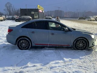 2011 Chevrolet Cruze I, серый, 700000 рублей, вид 2