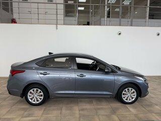 2017 Hyundai Solaris II, серый, 1250000 рублей, вид 5