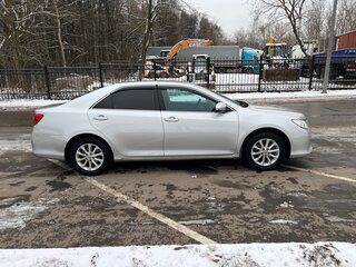 2011 Toyota Camry VII (XV50), серый, 1525000 рублей, вид 4