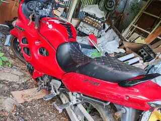 2003 Suzuki GSX 750F Katana, красный, 370000 рублей, вид 3