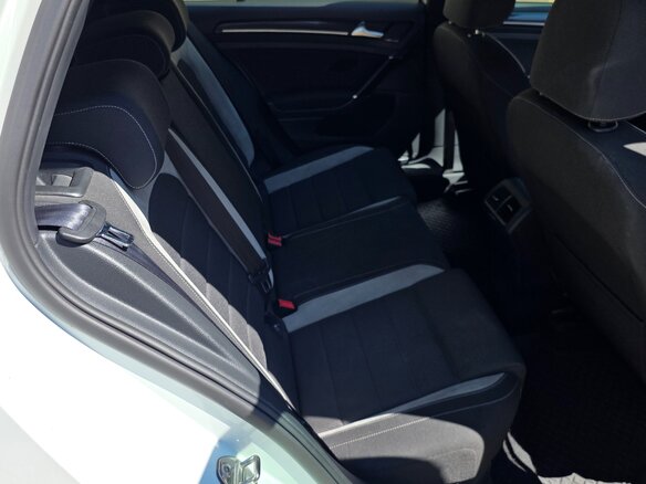 2014 Volkswagen Golf R VII, белый, 2998000 рублей - вид 38