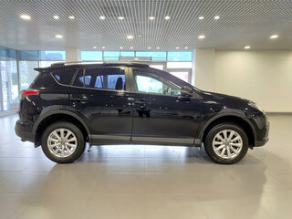 2016 Toyota RAV4 IV (XA40) Рестайлинг, чёрный, 1990000 рублей, вид 4
