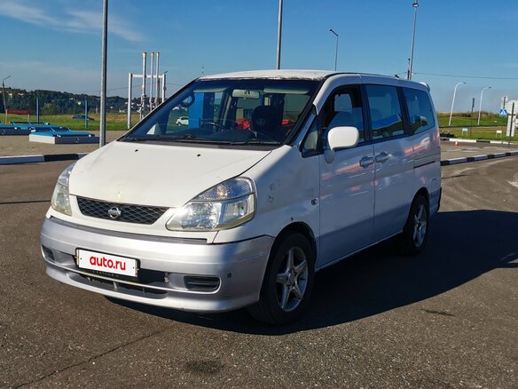 1999 Nissan Serena II (C24), белый, 265000 рублей - вид 1