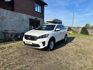 2018 Kia Sorento III Prime Рестайлинг, белый, 2050016 рублей, вид 2