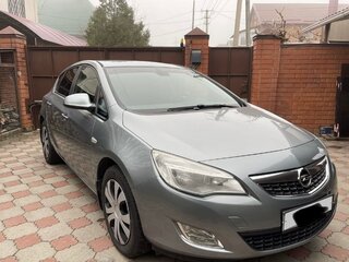 2010 Opel Astra J, серый, 755000 рублей, вид 3