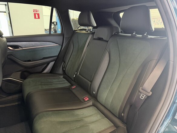 2024 Geely Monjaro I, синий, 3297000 рублей - вид 38