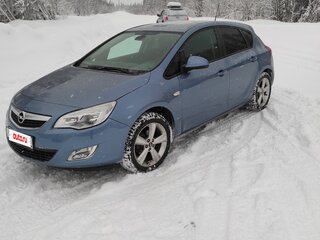 2010 Opel Astra J, голубой, 900000 рублей, вид 1