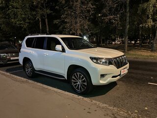 2018 Toyota Land Cruiser Prado 150 Series Рестайлинг 2, белый, 4300000 рублей, вид 2