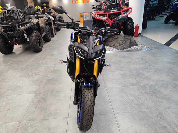 2019 Yamaha MT-09 (FZ-09), серый, 949500 рублей - вид 6