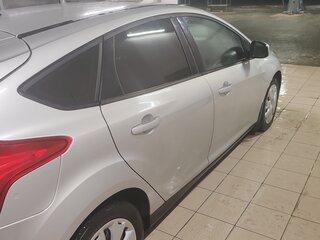 2015 Ford Focus III, серебристый, 920000 рублей, вид 4
