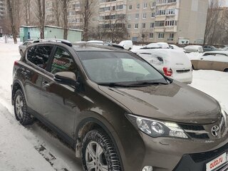 2015 Toyota RAV4 IV (XA40), коричневый, 2300000 рублей, вид 3