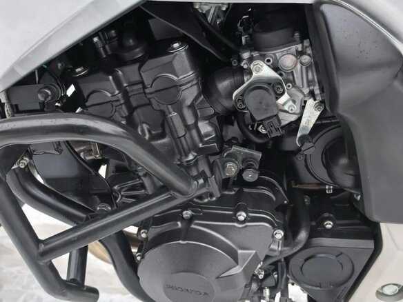 2005 Honda CB 650F, серебристый, 465000 рублей - вид 4