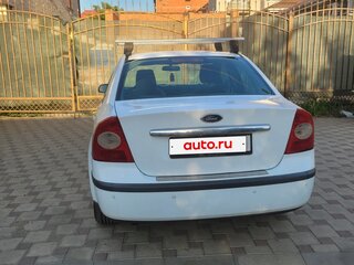 2007 Ford Focus II Рестайлинг, белый, 330000 рублей, вид 4