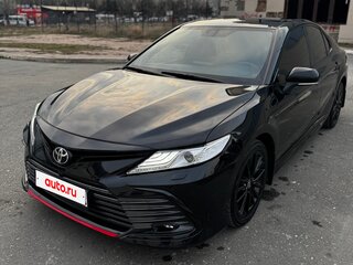 2021 Toyota Camry VIII (XV70) Рестайлинг, чёрный, 2800000 рублей, вид 1