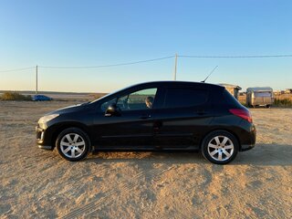2010 Peugeot 308 I, чёрный, 585000 рублей, вид 2