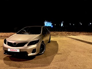 2011 Toyota Corolla X (E140, E150) Рестайлинг, серебристый, 950000 рублей, вид 1